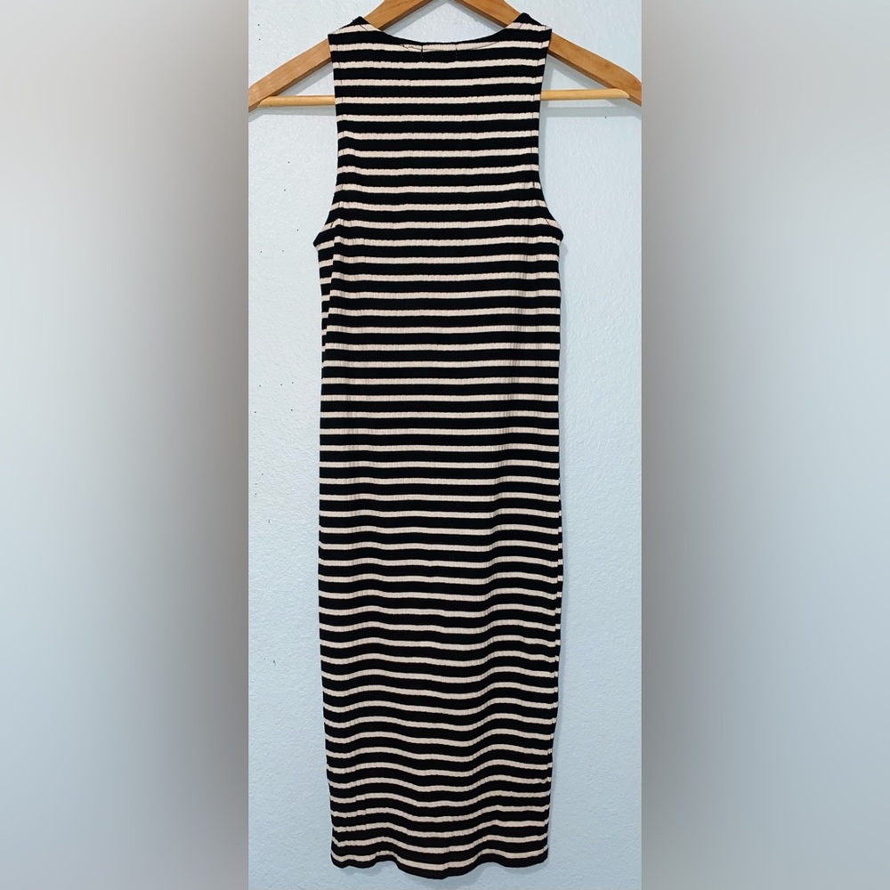 Charlotte Russe Black/White Striped Tie Front Dress - Picture 4 of 4
